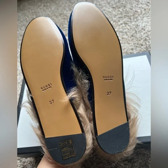 New GUCCI Princetown Fur velvet Cobalt Blue Slippers mules flats - Picture 4 of 10
